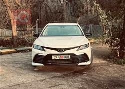 تۆیۆتا کامری